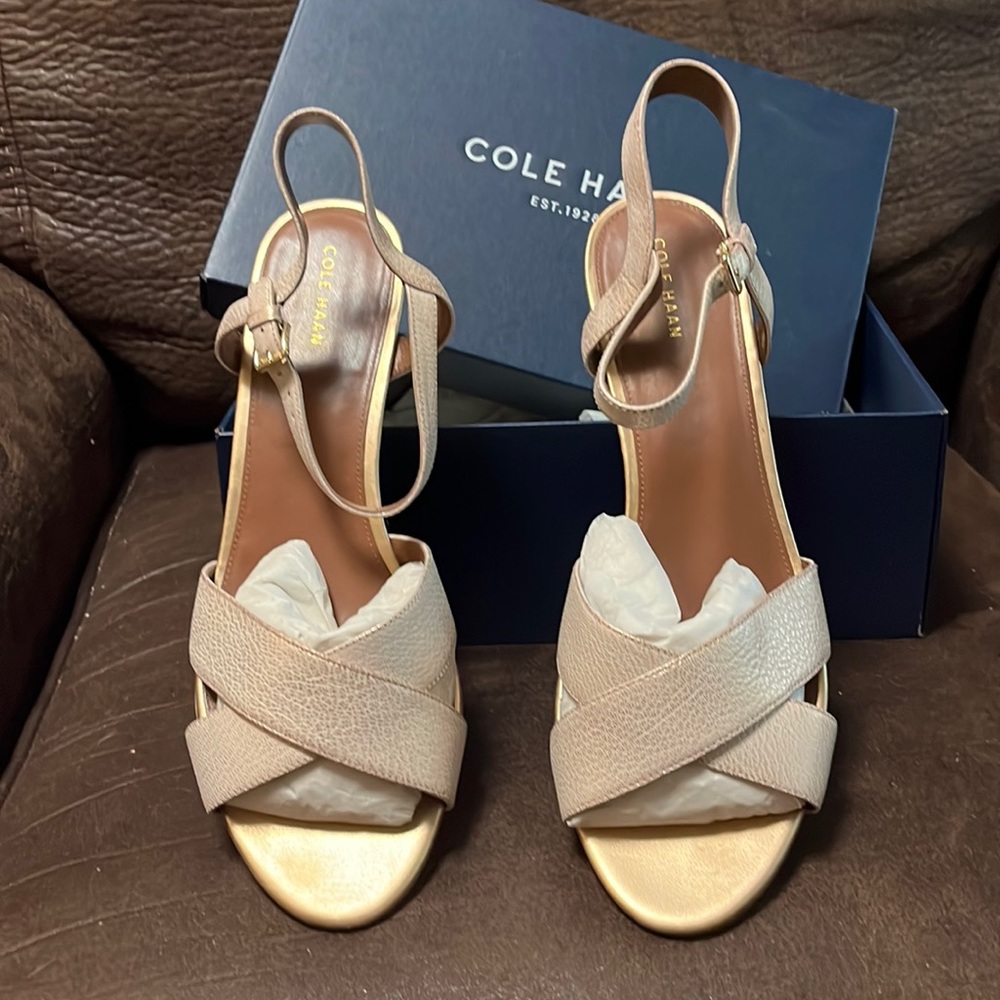Cole Haan Womens Sandels Size 11